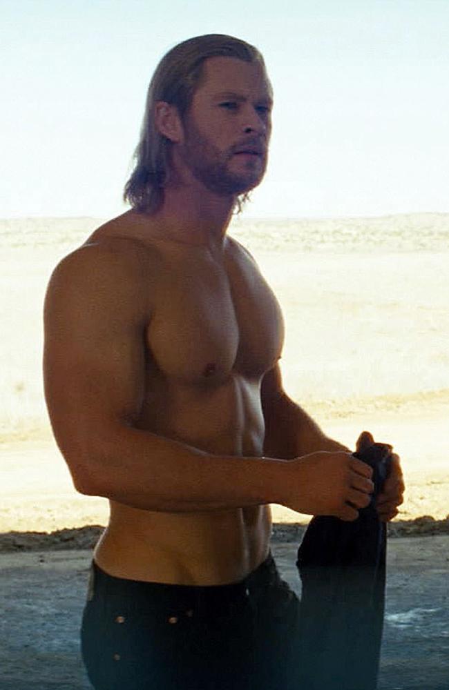 Chris Hemsworth In Thor Ragnarok Actor Posts Video Of His Insane Workout Daily Telegraph