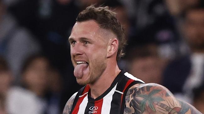 MELBOURNE, AUSTRALIA - AUGUST 25:  Tim Membrey of the Saints celebrates a goal during the round 24 AFL match between Carlton Blues and St Kilda Saints at Marvel Stadium, on August 25, 2024, in Melbourne, Australia. (Photo by Darrian Traynor/Getty Images)