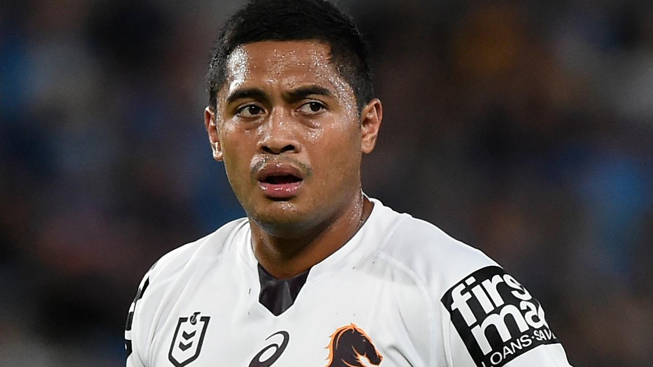 GOLD COAST, AUSTRALIA - MARCH 19: Anthony Milford of the Broncos looks dejected during the round two NRL match between the Gold Coast Titans and the Brisbane Broncos at Cbus Super Stadium on March 19, 2021, in Gold Coast, Australia. (Photo by Matt Roberts/Getty Images)