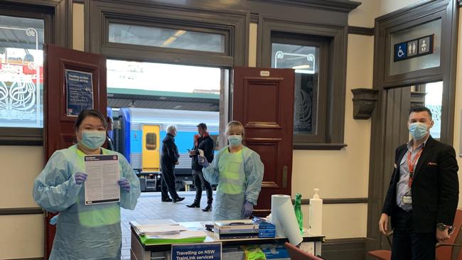 NSW Health staff commenced screening passengers from Victoria this morning at NSW Airports and XPT train station following new Health Orders. Picture: Brad Hazzard