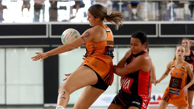 Tigers player Holly Comyns playing in the Netball QLD u16 Grand Final, Nissan Arena Nathan, on Tuesday 20th September 2022 - Photo Steve Pohlner