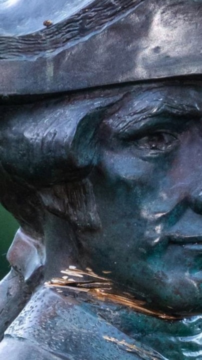 Vandals target Captain Cook statue in Fitzroy Gardens