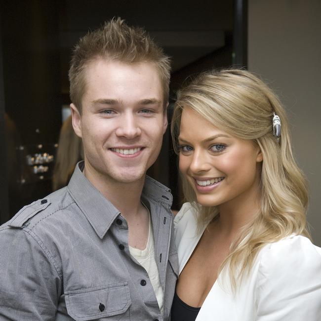 Sam Clark and Margot Robbie from Neighbours.