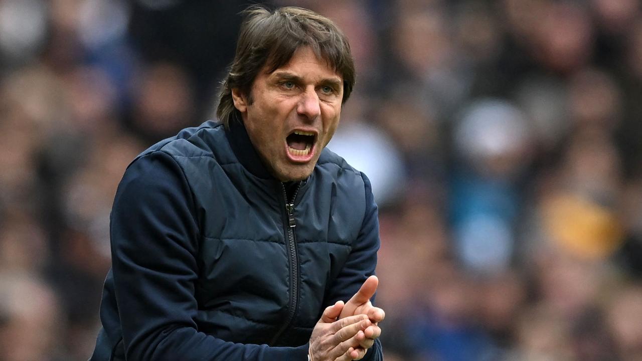 Conte bắt đầu nhiệm kỳ ở Spurs một cách mạnh mẽ, nhưng có vẻ như ông ấy chưa bao giờ sung mãn.  (Ảnh của Justin TALLIS/AFP)