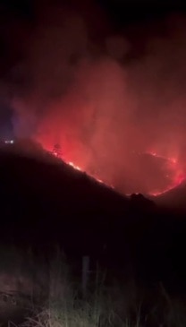 Fire crews battle 16ha grass fire near Gympie