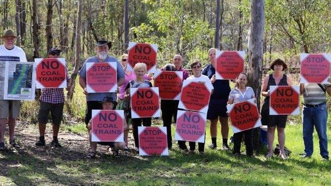 Angry residents whose properties will be affected by Inland Rail will attend this weekend’s meeting with two senators.