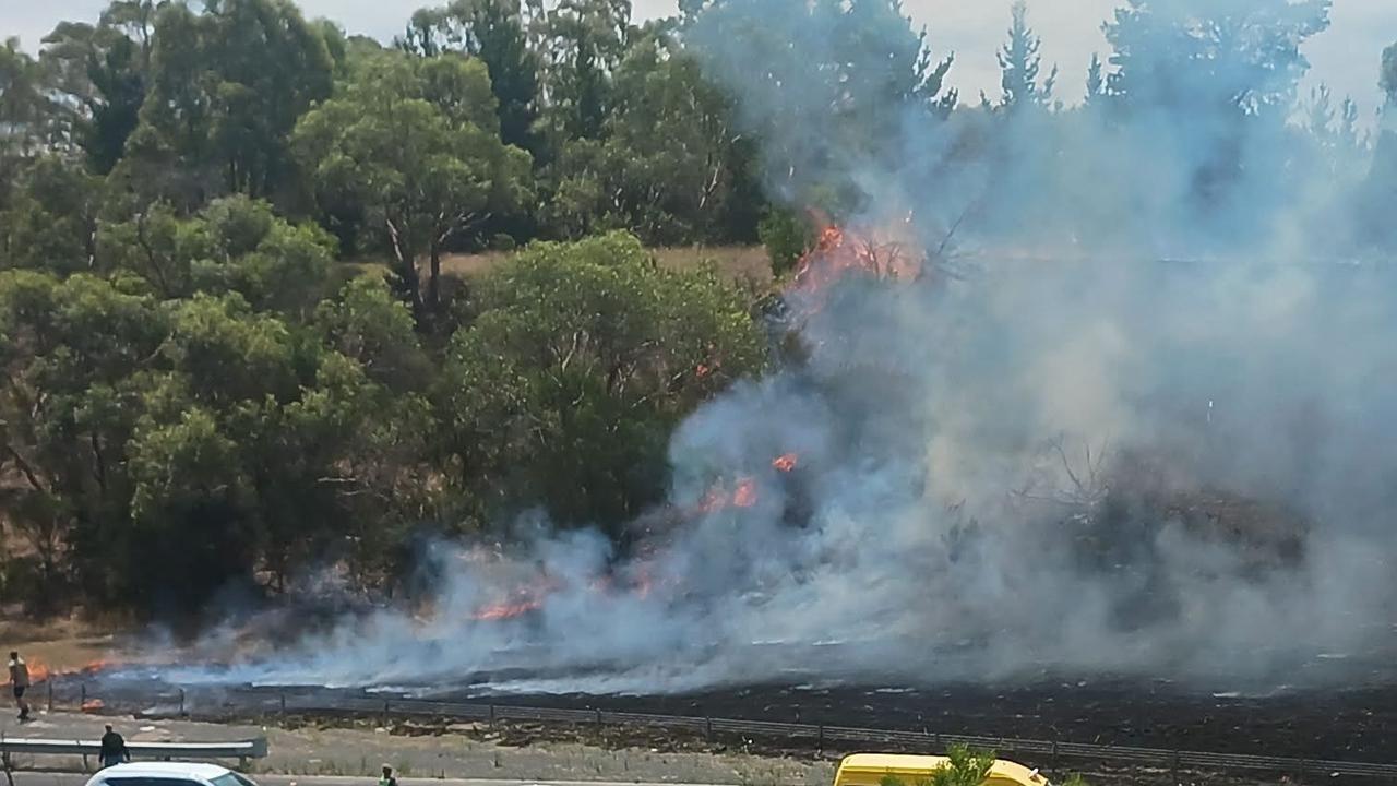 Freeway closed, trains halted after grass fire breaks out in Morwell