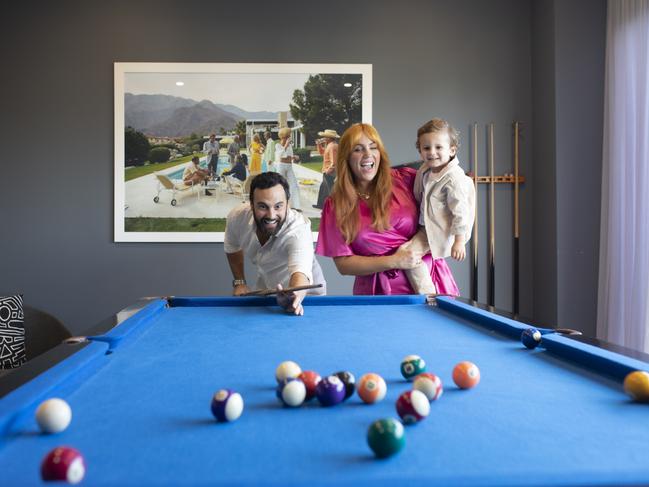 Playing pool together. Picture: Russell Shakespeare.