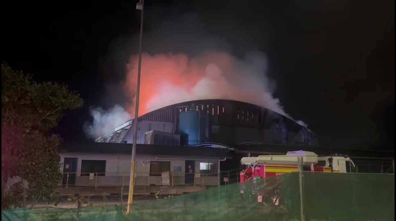 Firefighters battle Cairns dump inferno