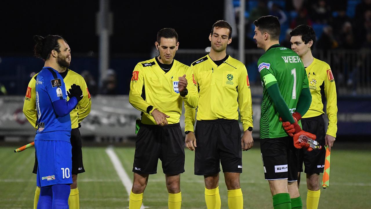 Michael Weier (R) captained Hume City during their FFA Cup round of 16 match. (Photo by Mark Brake/Getty Images)