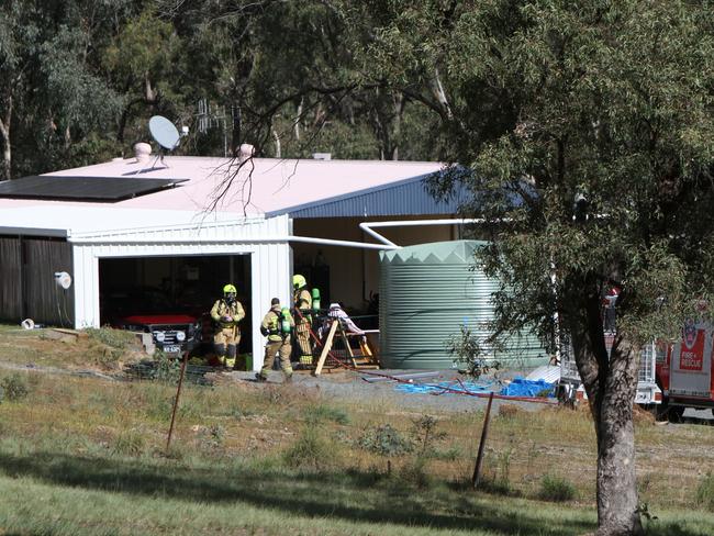 COONABARABRAN, AUSTRALIA - NewsWire Photos MAY 6, 2025:  Police and Fire crews on scene at a home in Emu Lane, Coonabarabran where two children were found dead yesterday.Picture: NewsWire / Dean Marzollla