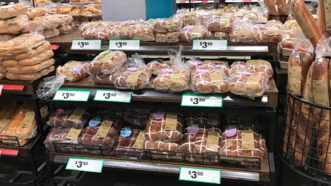 Hot cross buns on sale at Woolworths Australia Fair. Photo: Emily Halloran