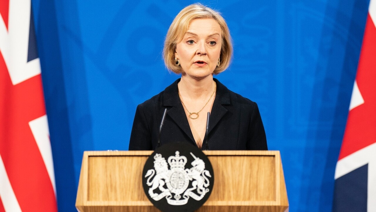 Truss to hold economic crisis talks with new Chancellor