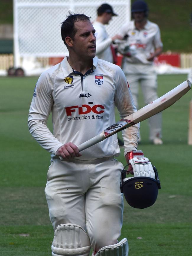 Sydney University keeper Tim Cummins.