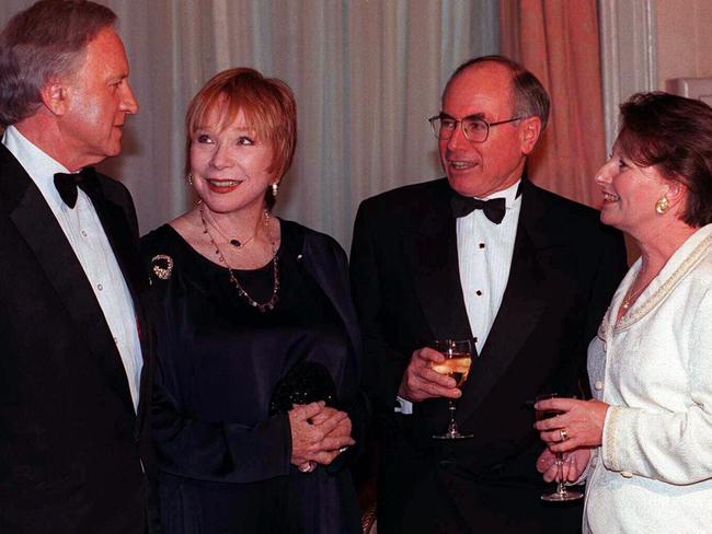 Peacock in New York in 1997 with longtime friend Shirley MacLaine, and John and Janette Howard.