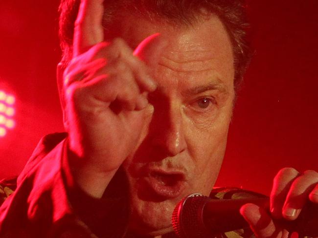 Mondo Rock get the Chemistry right