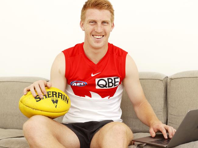 THE ADVERTISER. DECEMBER 11, 2021.Pictured in Maroubra today is Sydney Swans footballer Matthew Roberts, who is among the South Australian Year 12 students who will get their SACE Results on Monday. Picture: Tim Hunter.