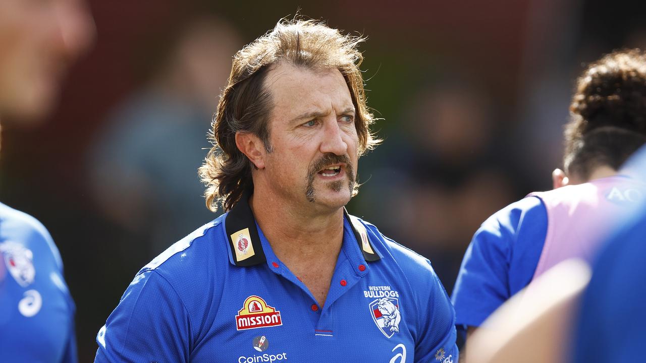 Bulldogs head coach Luke Beveridge has hit out at an ‘interrogation’ over his team selection. Picture: Getty