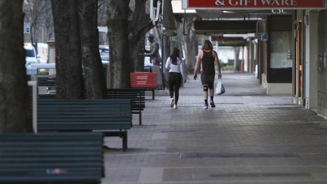 A photo of the main street in Dubbo.