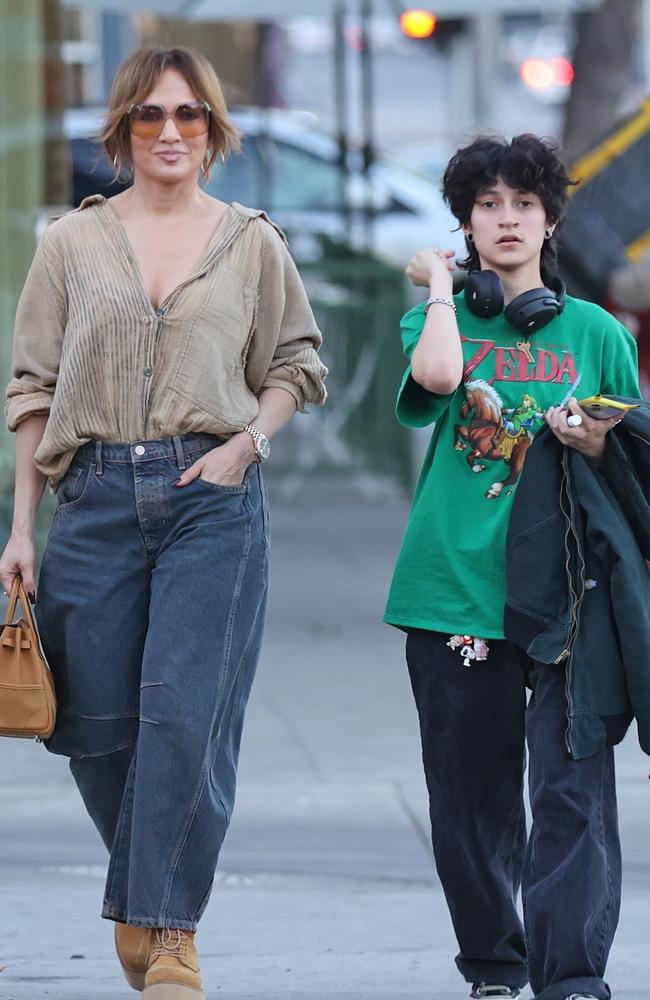 Jennifer Lopez stepped out with her 16-year-old daughter Emme for some shopping and a quick bite at a restaruant. Picture: Backgrid