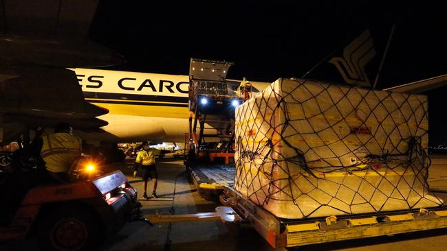 The latest shipment of 500,000 Pfizer COVID-19 vaccines arrives into Sydney. Picture: Getty Images