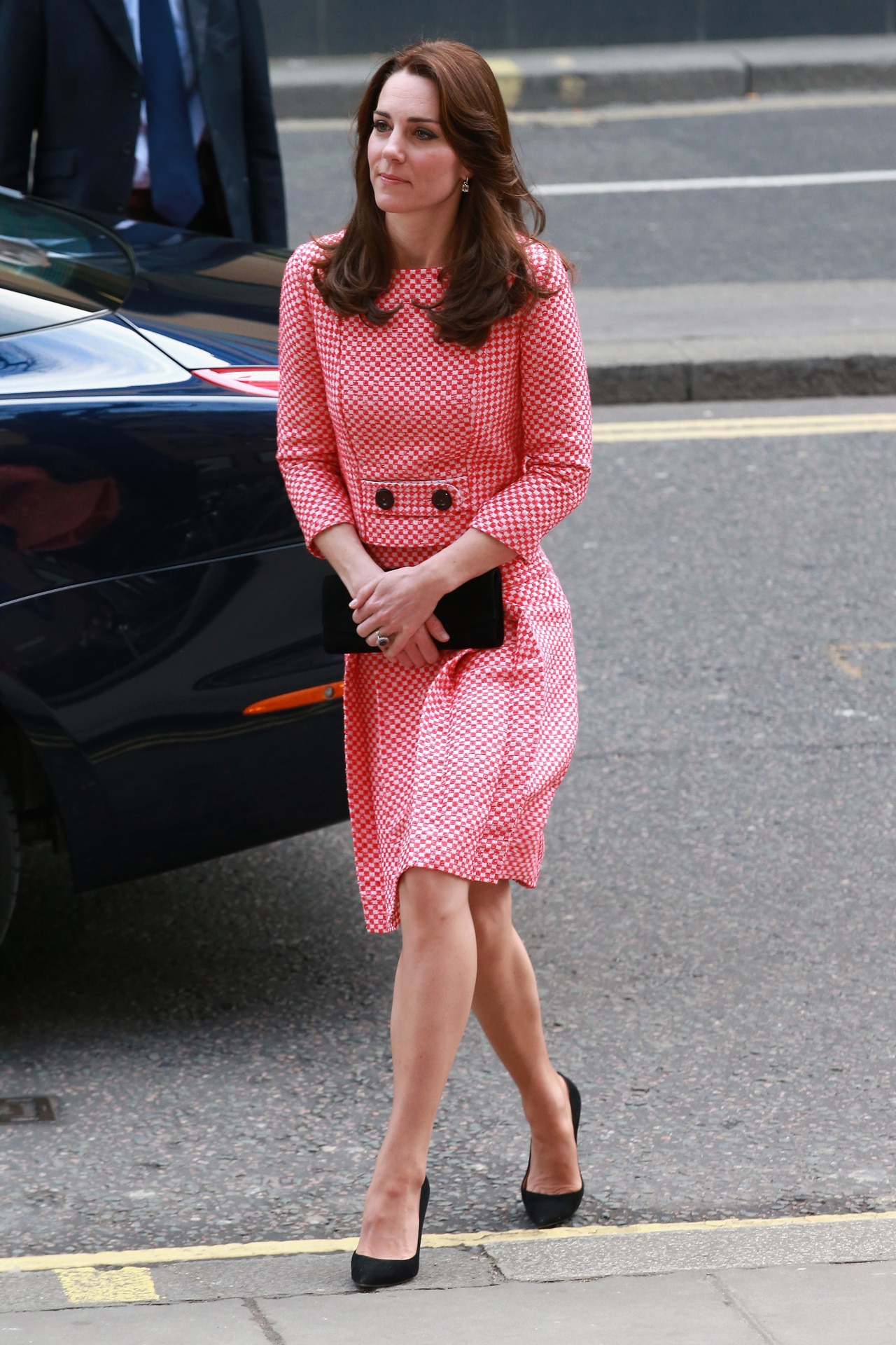 Did Kate Middleton just wear her purple Gucci blouse the WRONG way