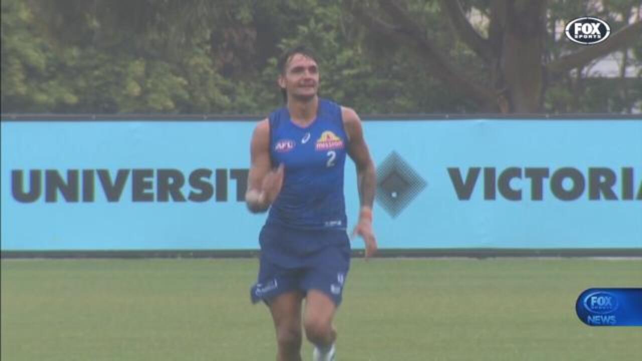 Jamarra takes leave of absence from Dogs