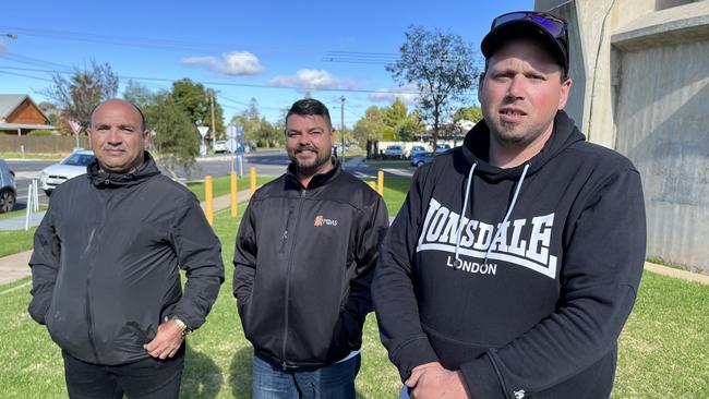 Ricky Proctor, co-ordinator of the MDAS healing centre Nathan Kelly, and Zach Widdicombe at the announcement of a new drug and alcohol rehabilitation centre for Mildura. Photo: Else Kennedy