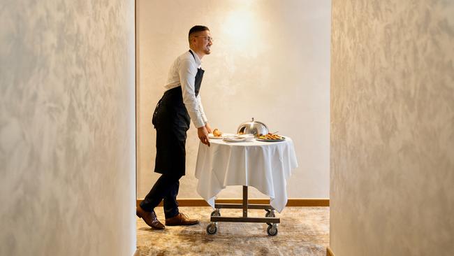 When staying in a foreign-language country, dealing directly with the hotel dining team can be a challenge.