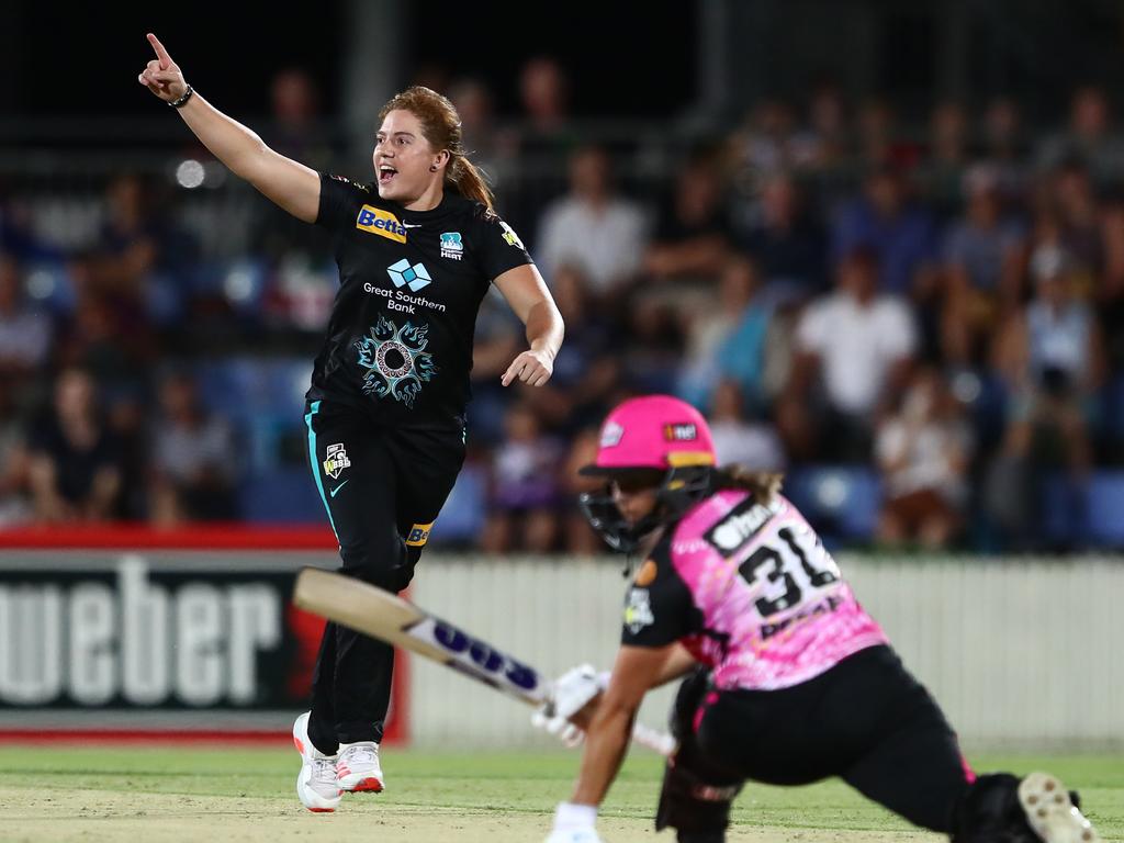 Nadine de Klerk celebrates the wicket of Angela Reakes.