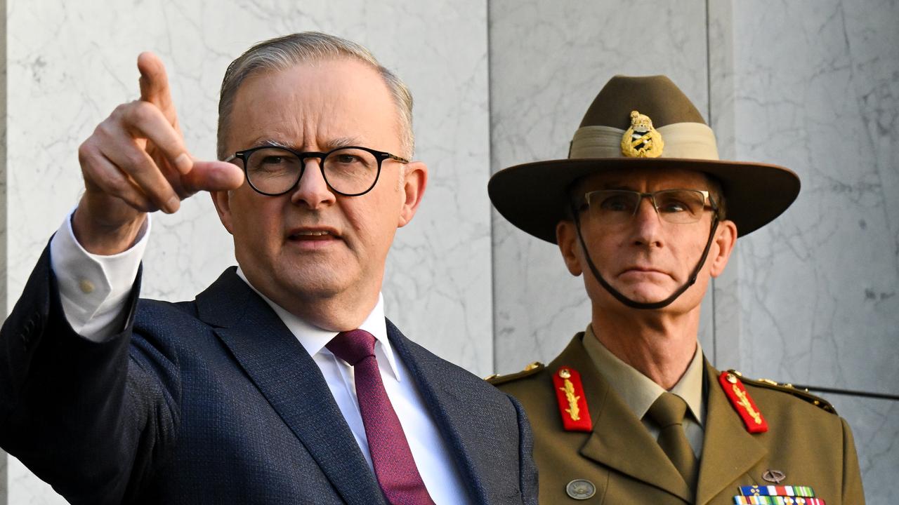 Australian Prime Minister Anthony Albanese and Chief of the Australian Defence Force Angus Campbell. Picture: AAP