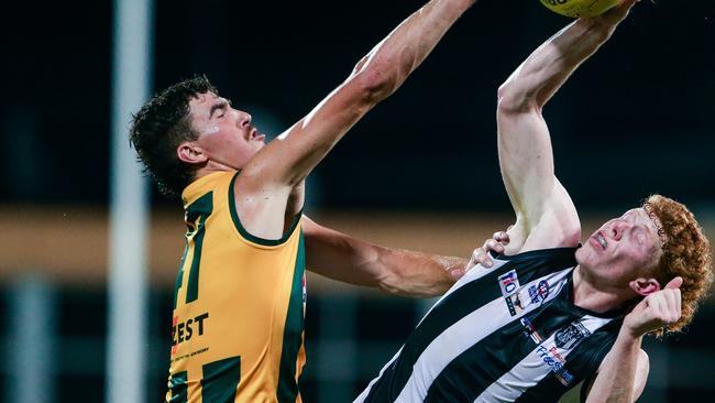 Ethan Smith and Tristan Waack contest as Palmerston V PINT at TIO Stadium in round 2 of the NTFL 22-23 Comp.Picture Glenn Campbell