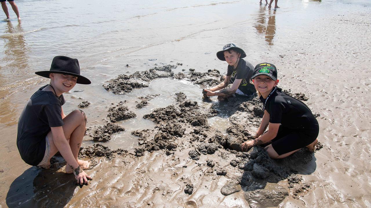 Annabel Mangan, Jordan Enfantie and Charlie Mangan at the Darwin Beer Can Regatta at Mindil Beach, 2023. Picture: Pema Tamang Pakhrin