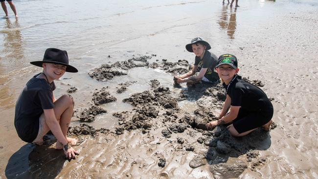 Annabel Mangan, Jordan Enfantie and Charlie Mangan at the Darwin Beer Can Regatta at Mindil Beach, 2023. Picture: Pema Tamang Pakhrin