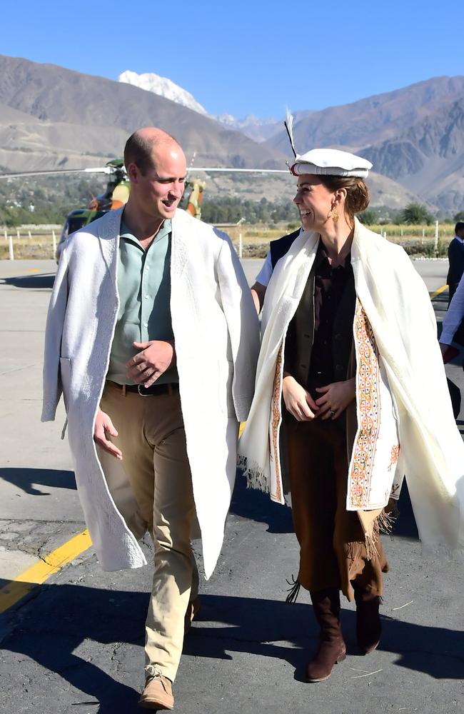 The couple were given a book commemorating Princess Diana’s visit in 1991 and even wore a similar hat to what she did. Picture: Samir Hussein — Pool/Getty Images.