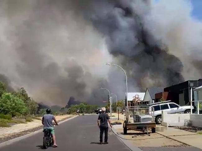 An emergency bushfire warning has been issued for Dunsborough, in Western Australia's South West. Picture: ABC