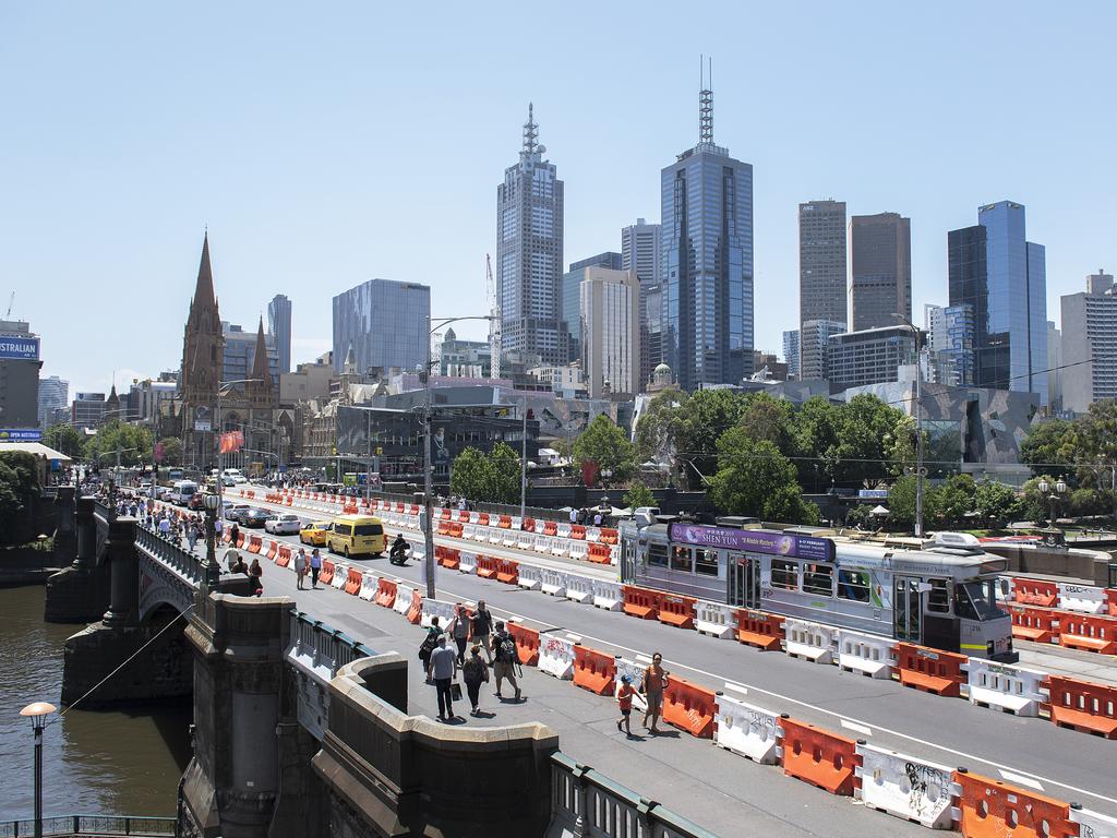 Safety barriers have been installed in the middle of Melbourne’s Princes Bridge in preparation for New Years Eve. Picture: Ellen Smith