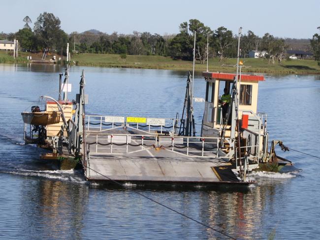 The Ulmarra Ferry in the Clarence River