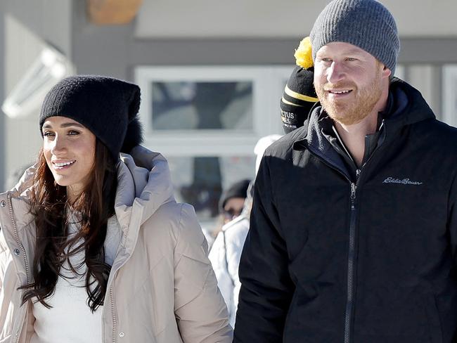 WHISTLER, BRITISH COLUMBIA - FEBRUARY 14: (L-R) Meghan, Duchess of Sussex and Prince Harry, Duke of Sussex attend Invictus Games Vancouver Whistlers 2025's One Year To Go Winter Training Camp on February 14, 2024 in Whistler, British Columbia.   Andrew Chin/Getty Images/AFP (Photo by Andrew Chin / GETTY IMAGES NORTH AMERICA / Getty Images via AFP)