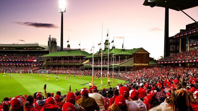 A huge crowd during the AFL preliminary final between the Sydney Swans and Collingwood at the SCG in September last year.