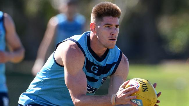 Geelong ruckman Zac Smith has been dropping hints to Gary Ablett about ...