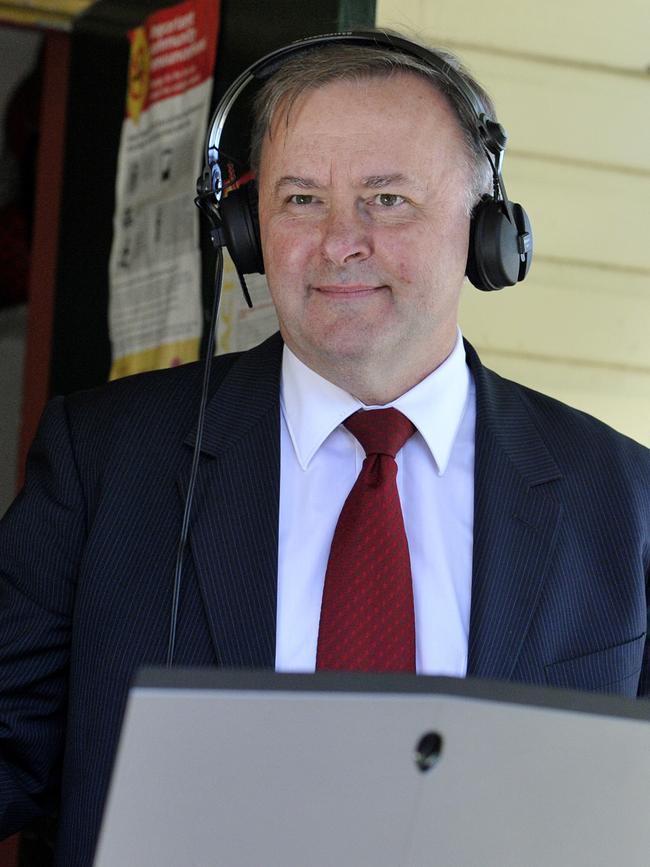 Albo’s musical interlude.