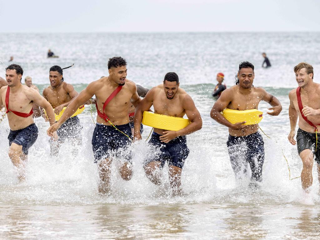 (L-R) Mitch Jennings, Sualauvi Faalogo, Eliesa Katoa, Ativalu Lisati, Setu Tu and Harry Grant during Melbourne Storm’s pre-season training camp at Torquay beach. Picture: David Geraghty