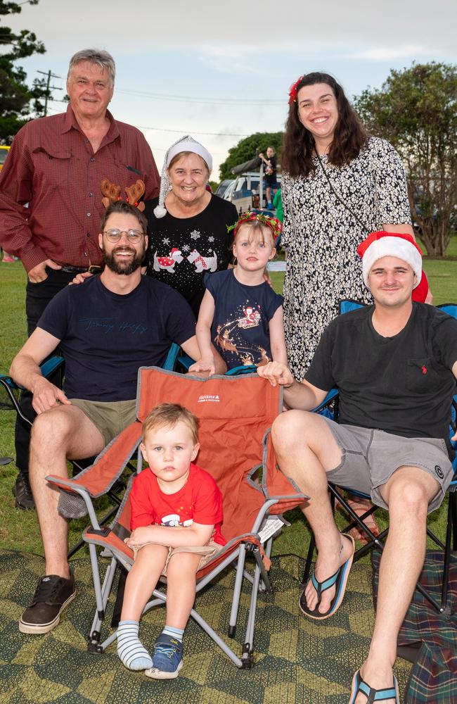 Paul Hallett, Luke Hallett, Julie Hallett, Finley, Adeline, Annabel and Greg Hallett at Habana Carols Under the Stars 2023. Saturday 23 December 2023 Picture:Michaela Harlow