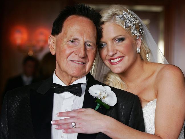 Brynne Gordon and groom Geoffrey Edelsten on their wedding day in 2009.