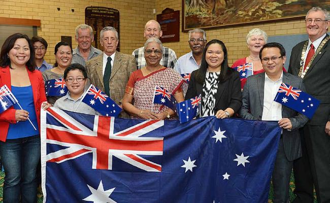 Gabby Cantillana, Frank Sipocz, David Allomes, Kathirsapillai Arumudam, Nancy Martin, Judy Grace Cantillana, Rosalie Pullen, Michael Cantillana, Les Batchelor, Pakkiyeretnam Arumudam, Christhonee Odtohan, Rhandy Rosales and Mayor Ron Dyne. Picture: Renee Pilcher