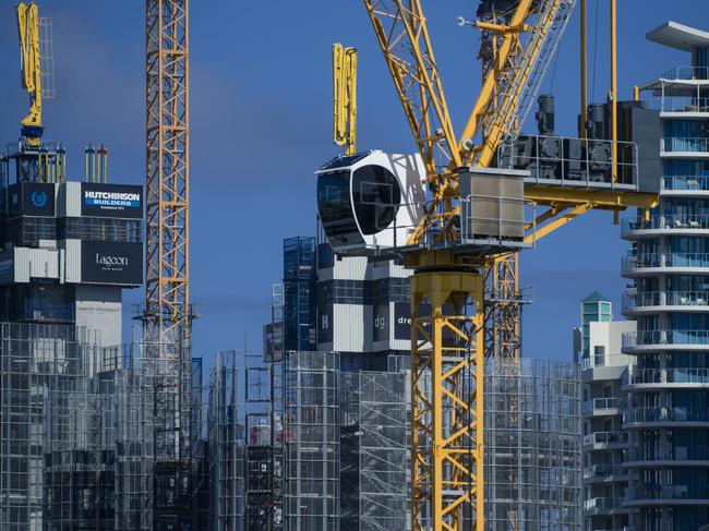 A generic picture of cranes pver new developments at Main Beach.Picture: Glenn Campbell