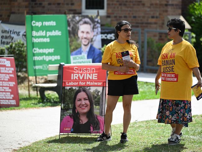 An election booth in Maiwar, Indooroopilly, Brisbane. Picture: Lyndon Mechielsen