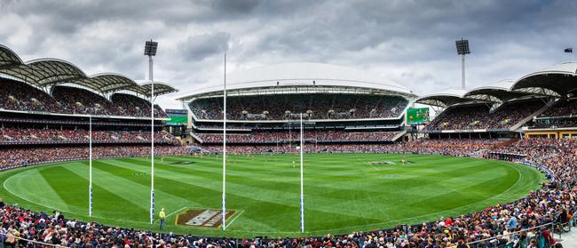 A panorama shot of Adelaide Oval during the 2019 AFLW Grand Final between Adelaide and Carlton. Picture: AFC Media