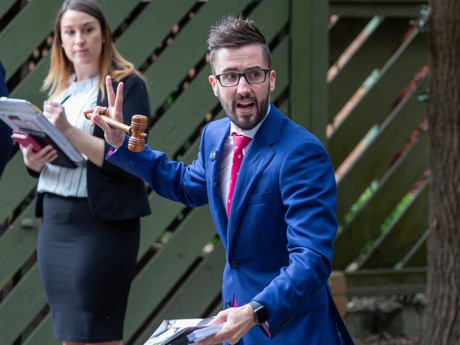 NORTH SHORE TIMES/AAP Auctioneer Andrew Robinson at 61/25 Best St, Lane Cove NSW. Saturday 1st June 2019. The home is part of a complex featuring pools and tennis courts. (AAP IMAGE / Jordan Shields)